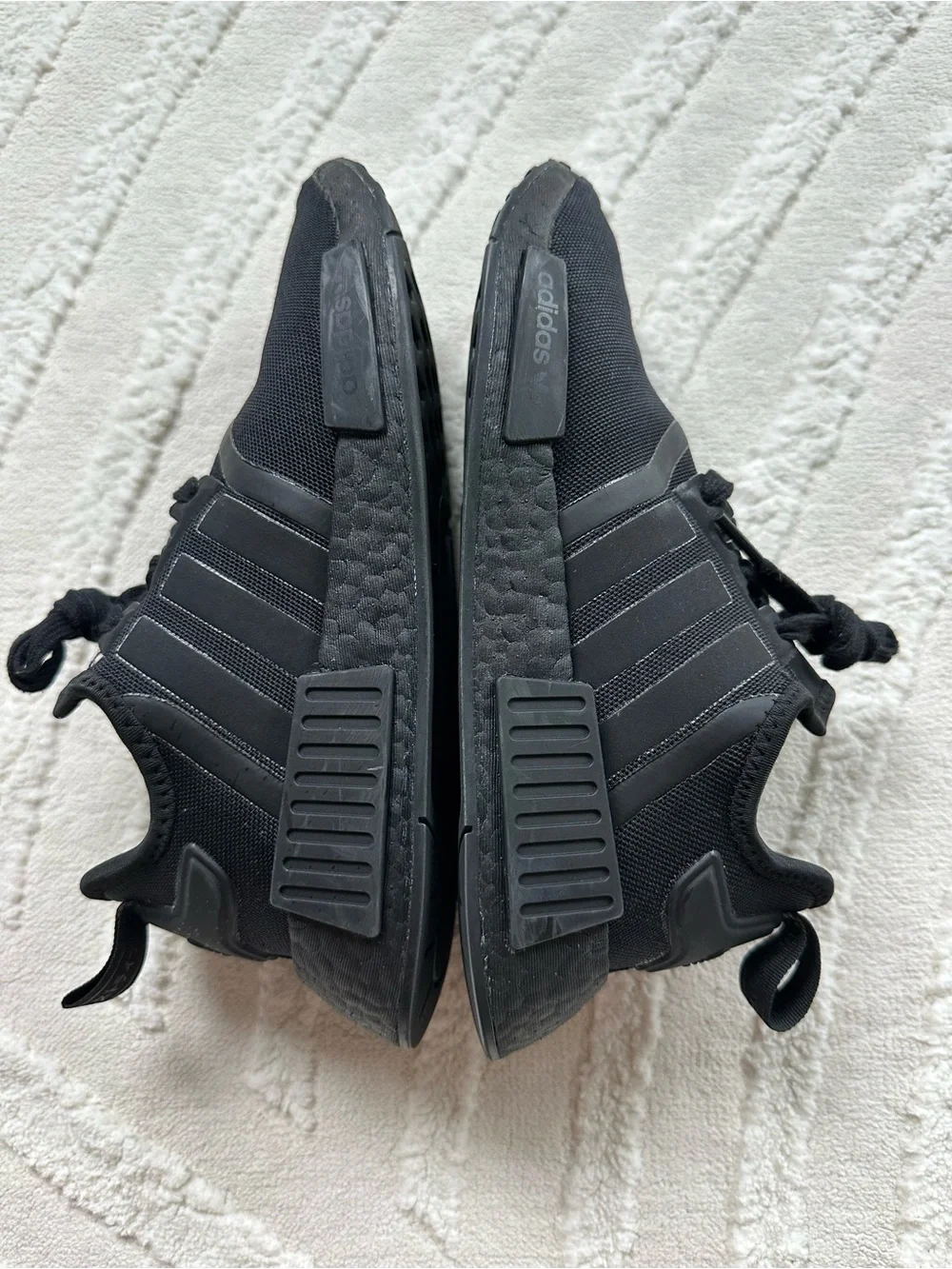 adidas step out